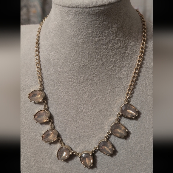 Vintage‎ Teardrop Necklace - Picture 1 of 3